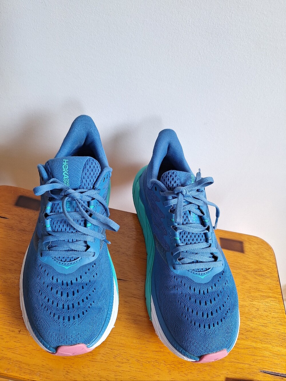 Hoka Arahi 5 Women's Vallarta Blue / Atlantis Size 9B - Picture 5 of 15
